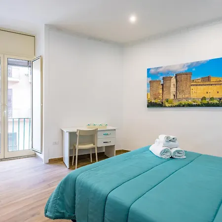 Muzy Flat At Capuana By Napoliapartments Неаполь