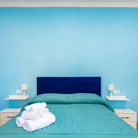 Апартаменты Muzy Flat At Capuana By Napoliapartments