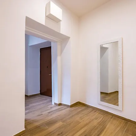 Muzy Flat At Capuana By Napoliapartments *